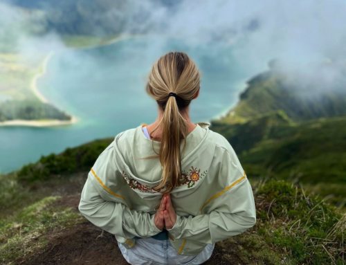 Restorative Yoga: 5 erholsame Übungen für Körper und Geist